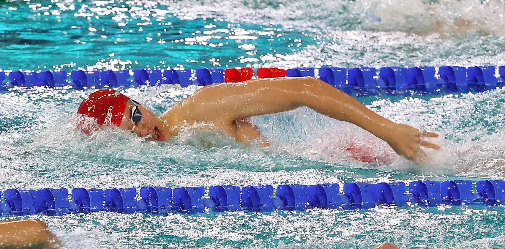 南非游泳选手打破记录获得金牌！