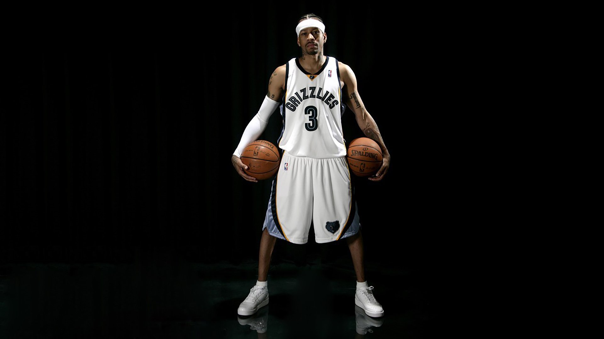 新疆队决胜局带走猛龙,英格拉姆成为关键先生