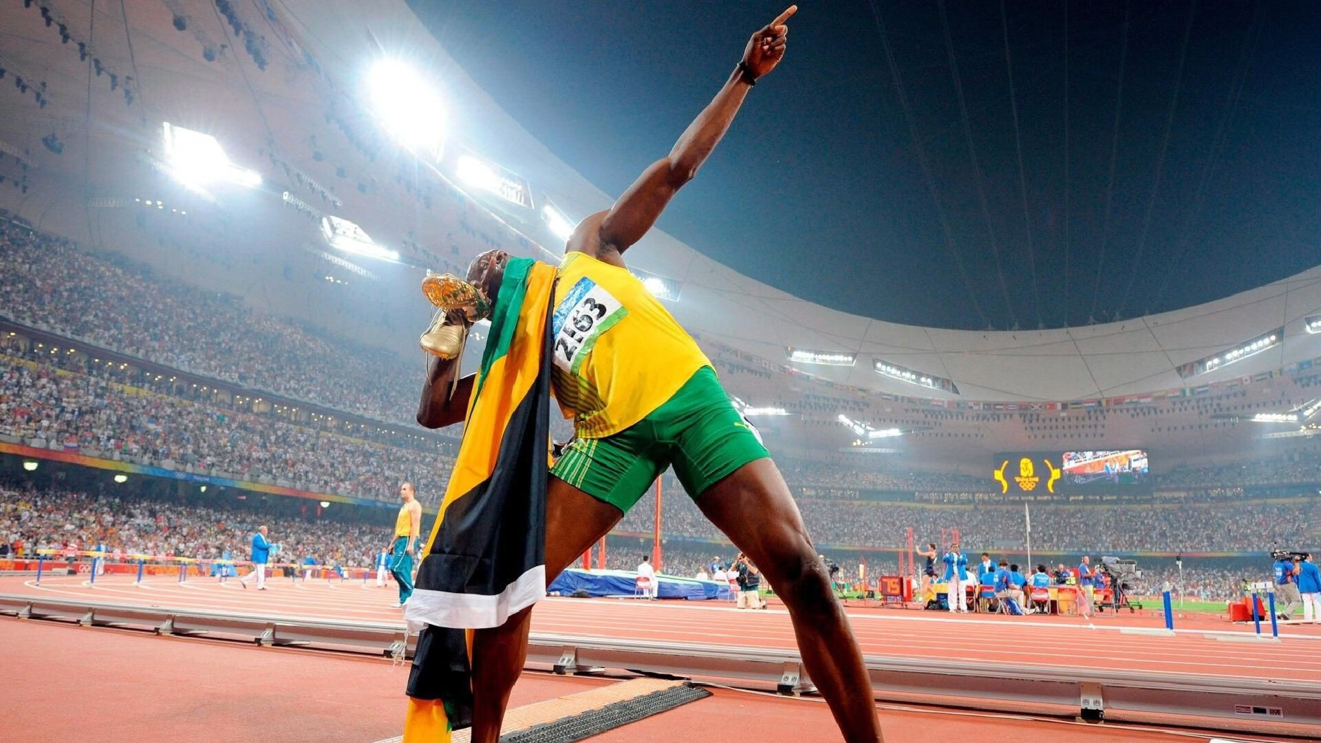 德式铁血碾压意式防线，勒沃库森崛起与基米希纪录背后的足球哲学革命